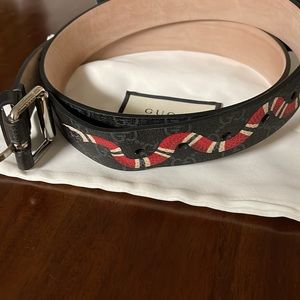 New Men’s Authentic Gucci Belt with King Snake